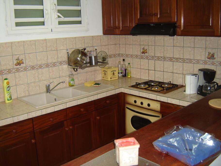 Charmant Appartement Verdoyant Le Morne-Vert Εξωτερικό φωτογραφία
