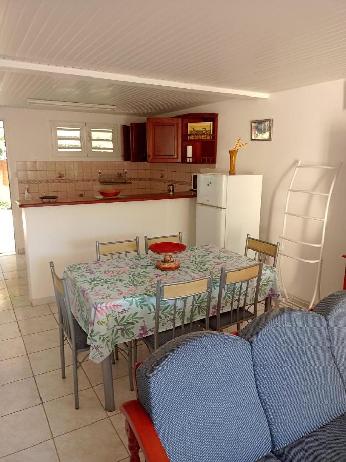 Charmant Appartement Verdoyant Le Morne-Vert Εξωτερικό φωτογραφία